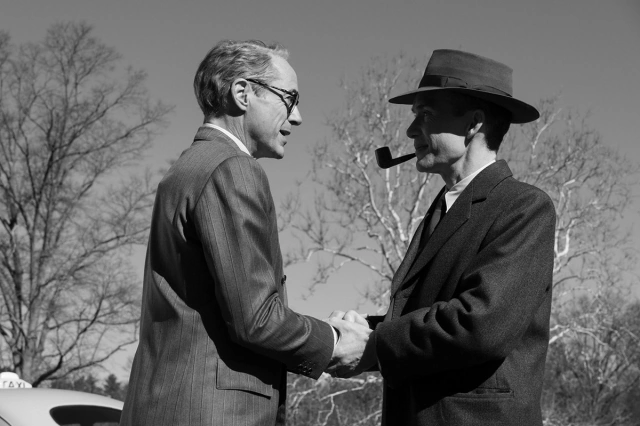 핵폭탄 탄생 실화 영화 오펜하이머 결말 해석 & 줄거리 관람평 오펜하이머 vs 루이스 스트로스 제독 (ft. 로다주)